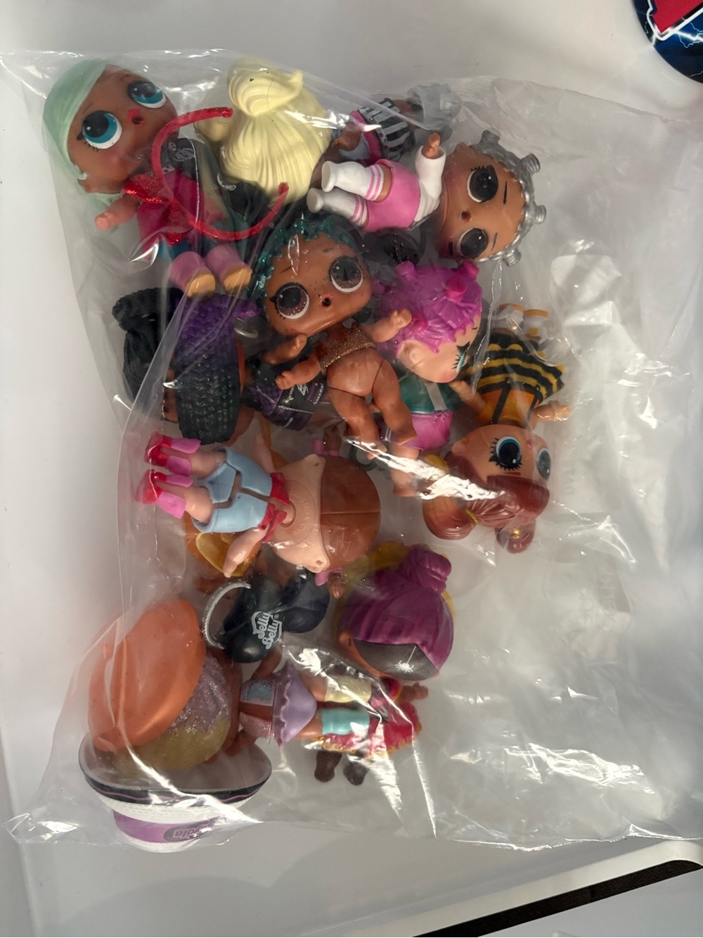 L.O.L. Surprise! Dolls Bundle
